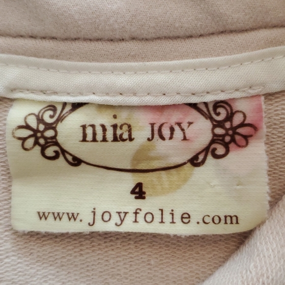 Adorable girls gold and black outfit - Picture 7 of 8